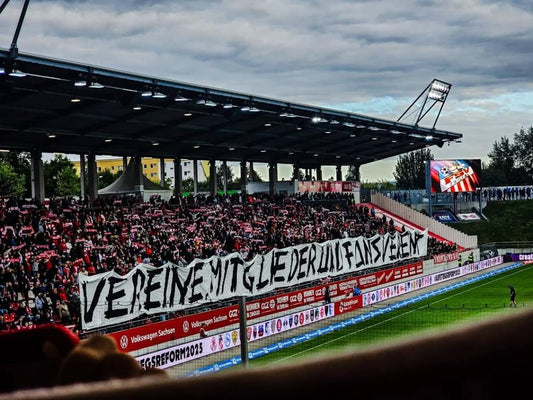 „Verbandsstrafen abschaffen!“ – Fanszenen setzen ein klares Zeichen